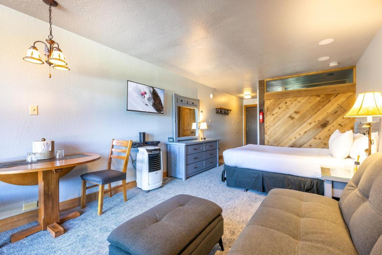 Hotel Style Room In The Timber Creek Lodge Condo 트럭키 외부 사진